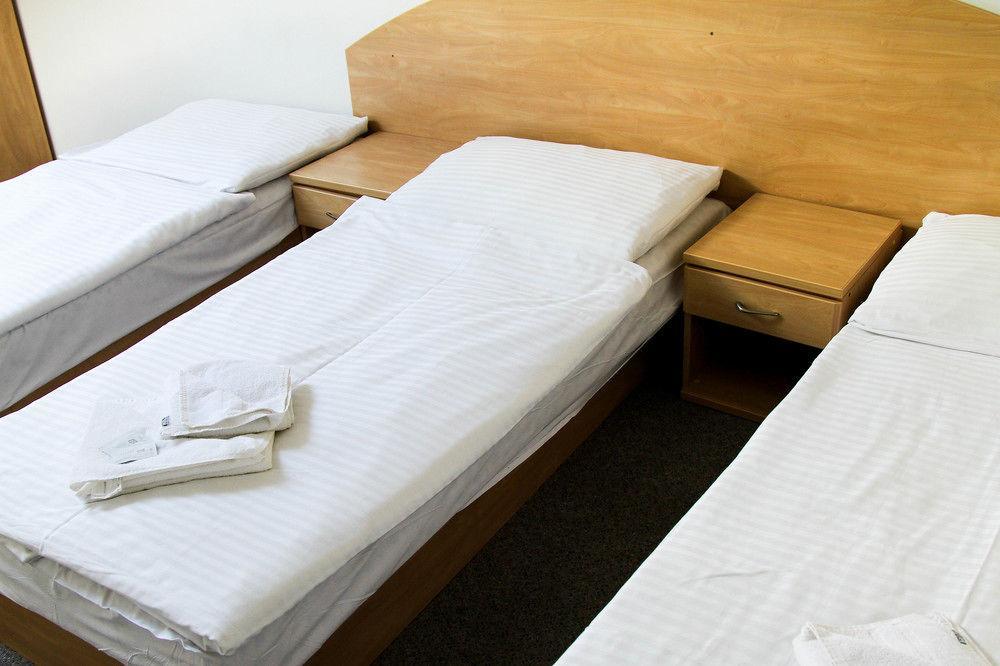 Hotel Inturprag Kültér fotó